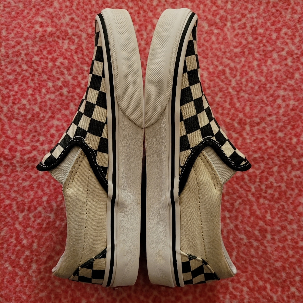 Unisex Checkered Vans - Picture 3 of 11